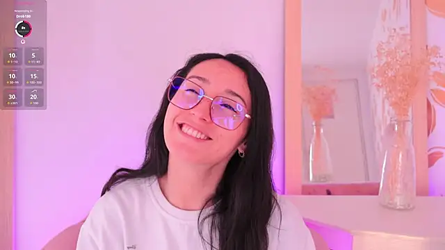 Ginevra esposito online show from February 2026 12:33:01 PM