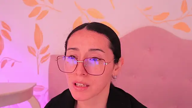 Ginevra esposito online show from March 2026 12:49:01 PM