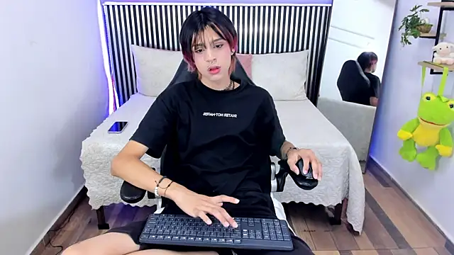 Snapshot of Dan_Copers chatting on September 2025 01:44:02 PM Dan Copers online show from September 2025 01:44:02 PM