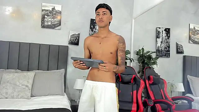 Denis Carpenter online show from September 2025 07:52:01 PM