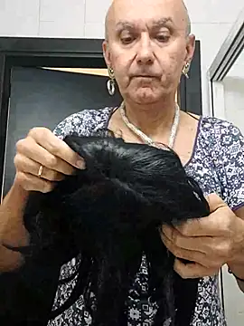 Emily de Carla online show from October 2025 02:38:01 PM