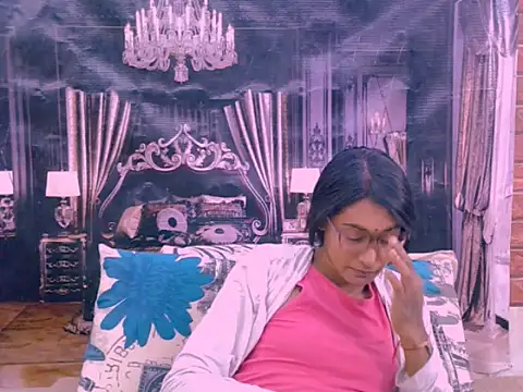 Snapshot of IndianRebel4u2Luv chatting on July 2026 10:37:01 PM IndianRebel4u2Luv online show from July 2026 10:37:01 PM