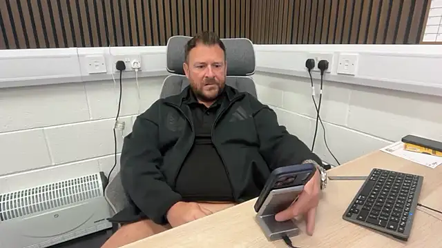 bilf1978 online show from June 2026 06:16:02 AM