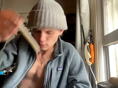 Snapshot of XanderOzzz chatting on November 2025 05:26:01 PM XanderOzzz online show from November 2025 05:26:01 PM