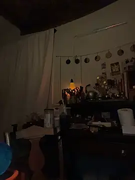 Snapshot of XanderOzzz chatting on November 2025 09:42:01 AM XanderOzzz online show from November 2025 09:42:01 AM