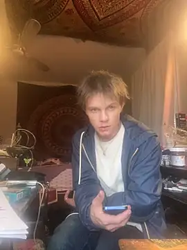 Snapshot of XanderOzzz chatting on November 2025 09:24:02 PM XanderOzzz online show from November 2025 09:24:02 PM