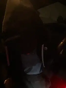 Snapshot of XanderOzzz chatting on December 2025 02:21:01 AM XanderOzzz online show from December 2025 02:21:01 AM