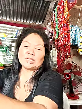 Snapshot of Mari_fvcks chatting on September 2025 11:31:02 PM Mari fvcks online show from September 2025 11:31:02 PM