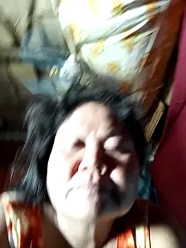 Snapshot of Mari_fvcks chatting on December 2025 06:21:01 AM Mari fvcks online show from December 2025 06:21:01 AM