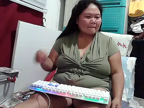 Snapshot of Mari_fvcks chatting on February 2026 09:45:01 AM Mari fvcks online show from February 2026 09:45:01 AM