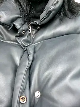 Snapshot of amalia202555 chatting on October 2025 08:05:02 AM amalia202555 online show from October 2025 08:05:02 AM