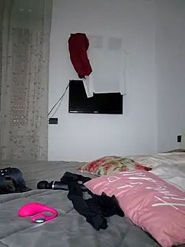 Snapshot of amalia202555 chatting on November 2025 01:04:02 PM amalia202555 online show from November 2025 01:04:02 PM