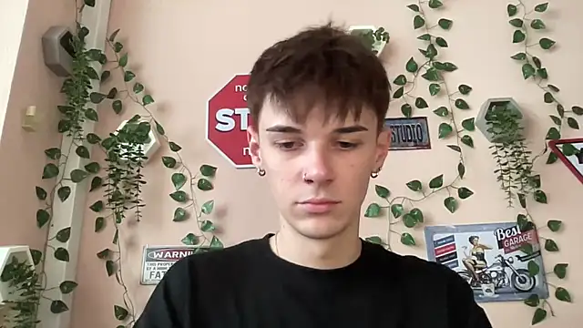 Snapshot of Milk_Guy chatting on September 2025 01:14:02 PM Milk Guy online show from September 2025 01:14:02 PM