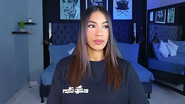 kitty collins  online show from March 2026 11:58:01 AM