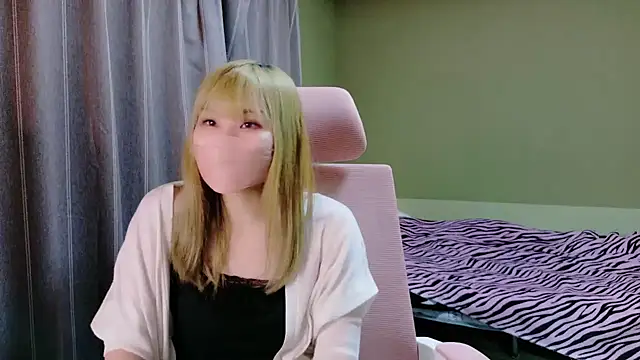 Snapshot of miyu0002 chatting on September 2025 01:38:01 PM miyu0002 online show from September 2025 01:38:01 PM