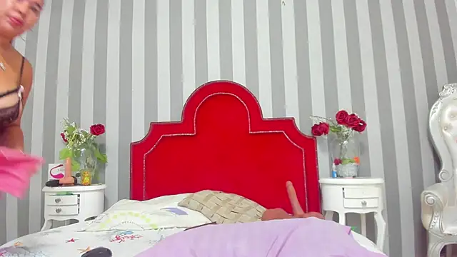 Salomee hernandez online show from November 2025 12:59:01 PM