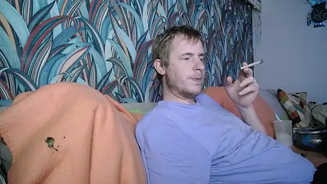 Snapshot of gaydavid chatting on September 2025 09:15:02 PM gaydavid online show from September 2025 09:15:02 PM