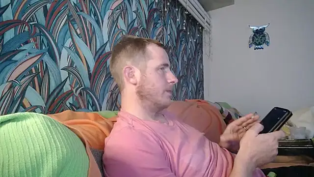 Snapshot of gaydavid chatting on September 2025 08:56:02 PM gaydavid online show from September 2025 08:56:02 PM