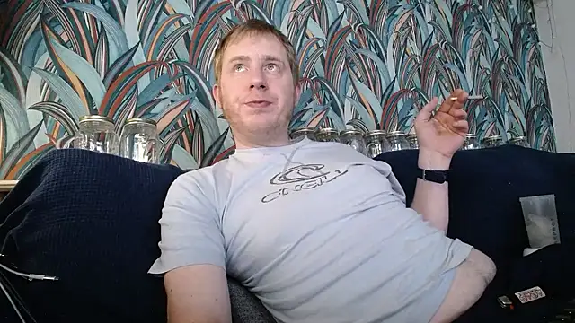 Snapshot of gaydavid chatting on January 2026 12:13:01 AM gaydavid online show from January 2026 12:13:01 AM