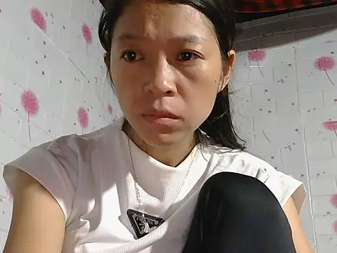 Mina ti online show from October 2025 07:32:02 PM