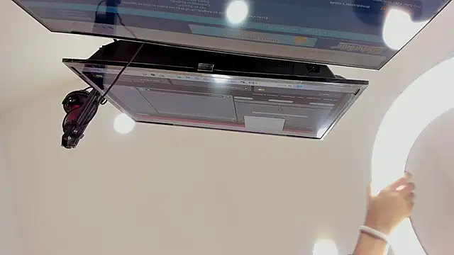 susan morgans online show from November 2025 04:01:02 AM