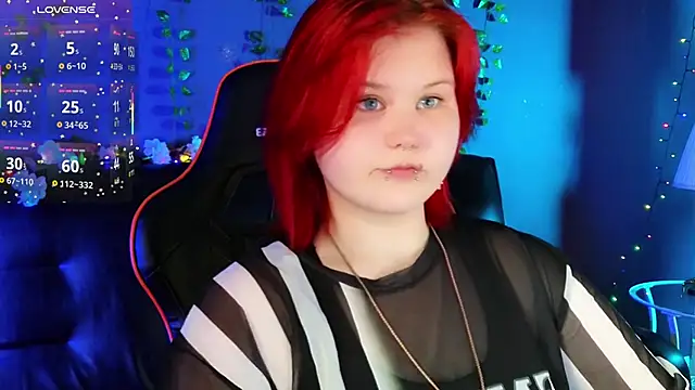 fillisfox  online show from September 2025 03:24:01 PM