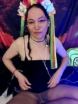 Tselka online show from October 2025 10:09:01 PM