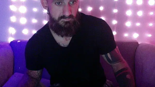 Bearlyfuckinglogan online show from August 2026 04:26:01 AM
