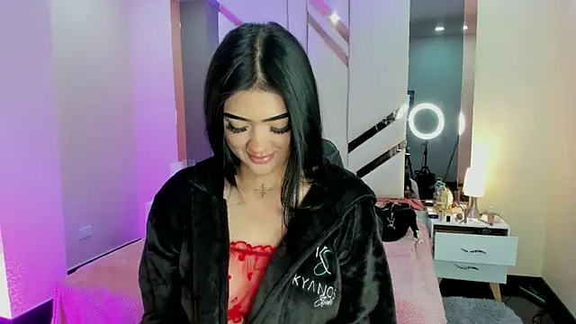 EmmaStonns online show from September 2025 01:27:02 PM