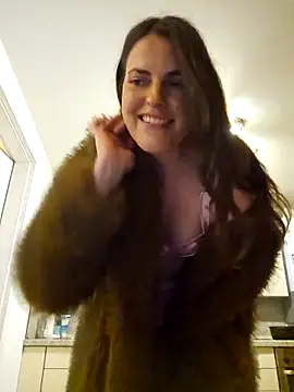 Snapshot of BelleFelicitas chatting on April 2026 07:37:02 PM BelleFelicitas online show from April 2026 07:37:02 PM