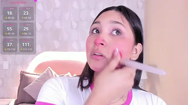 Snapshot of angel_ponce chatting on October 2025 12:13:02 PM angel ponce online show from October 2025 12:13:02 PM