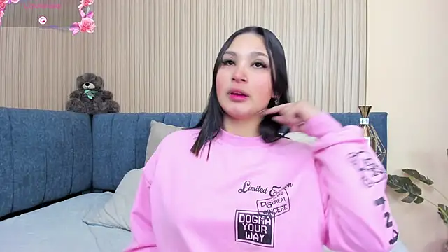 Snapshot of angel_ponce chatting on October 2025 01:12:02 PM angel ponce online show from October 2025 01:12:02 PM