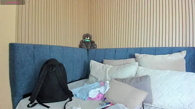 Snapshot of angel_ponce chatting on November 2025 12:14:02 PM angel ponce online show from November 2025 12:14:02 PM