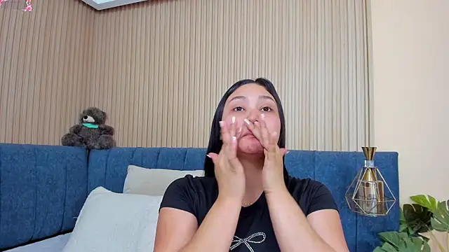 Snapshot of angel_ponce chatting on November 2025 07:12:01 PM angel ponce online show from November 2025 07:12:01 PM