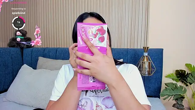 Snapshot of angel_ponce chatting on November 2025 12:16:02 PM angel ponce online show from November 2025 12:16:02 PM