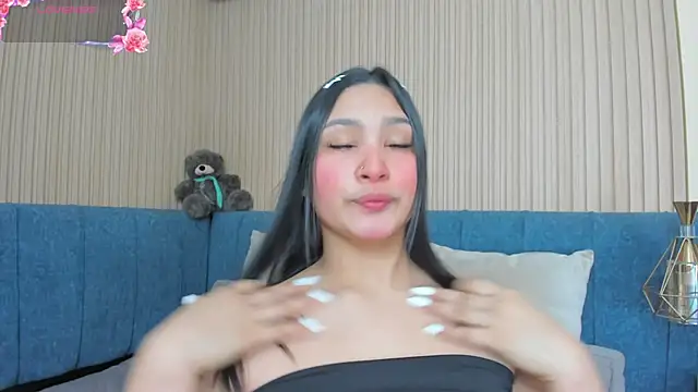 Snapshot of angel_ponce chatting on June 2026 07:14:01 PM angel ponce online show from June 2026 07:14:01 PM