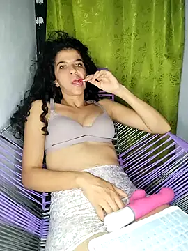 lucerocutte online show from November 2025 06:47:02 AM