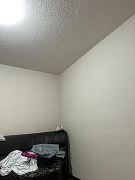 Maxtaylor18 online show from November 2025 02:34:02 AM