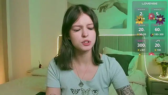 Lisa Blossom online show from October 2025 06:03:02 AM