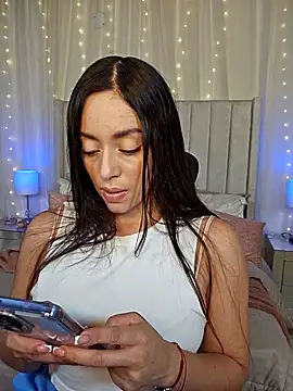 AriadnaTaylor online show from July 2026 08:57:01 PM