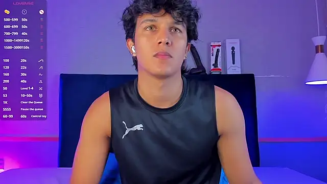 Leo Savage  online show from November 2025 03:27:02 AM