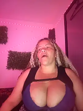 Eva Luxei online show from December 2025 08:13:02 PM