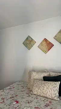 Snapshot of monnay520 chatting on November 2025 06:13:01 AM monnay520 online show from November 2025 06:13:01 AM