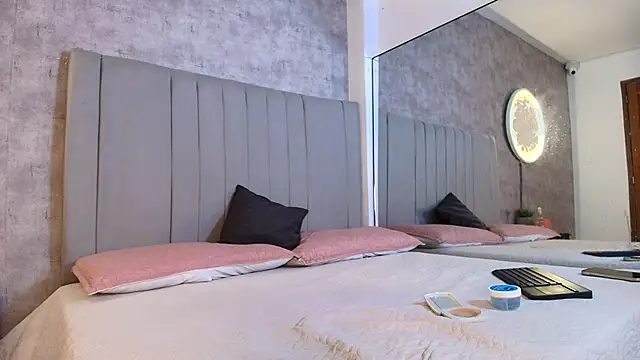 Snapshot of karla-ruiz chatting on April 2026 07:47:02 PM karla-ruiz online show from April 2026 07:47:02 PM