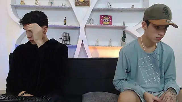 THREE GUYS HOT online show from December 2025 07:31:01 PM