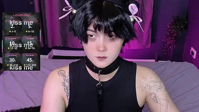 GothXRaven online show from October 2025 04:07:02 PM