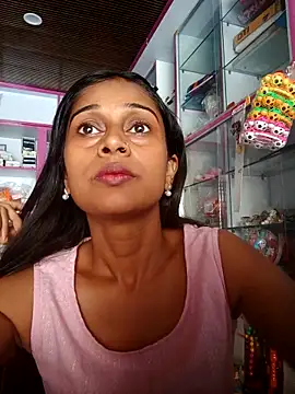 Snapshot of hotshreya69 chatting on September 2025 06:41:01 AM hotshreya69 online show from September 2025 06:41:01 AM