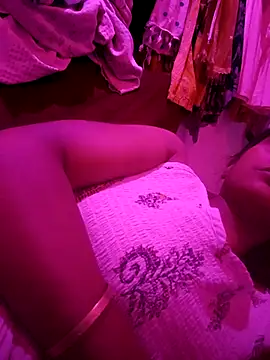 Snapshot of hotshreya69 chatting on October 2025 12:35:01 PM hotshreya69 online show from October 2025 12:35:01 PM