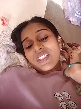 Snapshot of hotshreya69 chatting on October 2025 08:23:02 AM hotshreya69 online show from October 2025 08:23:02 AM