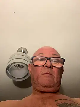 naughtygrandad1 online show from October 2025 06:27:02 AM